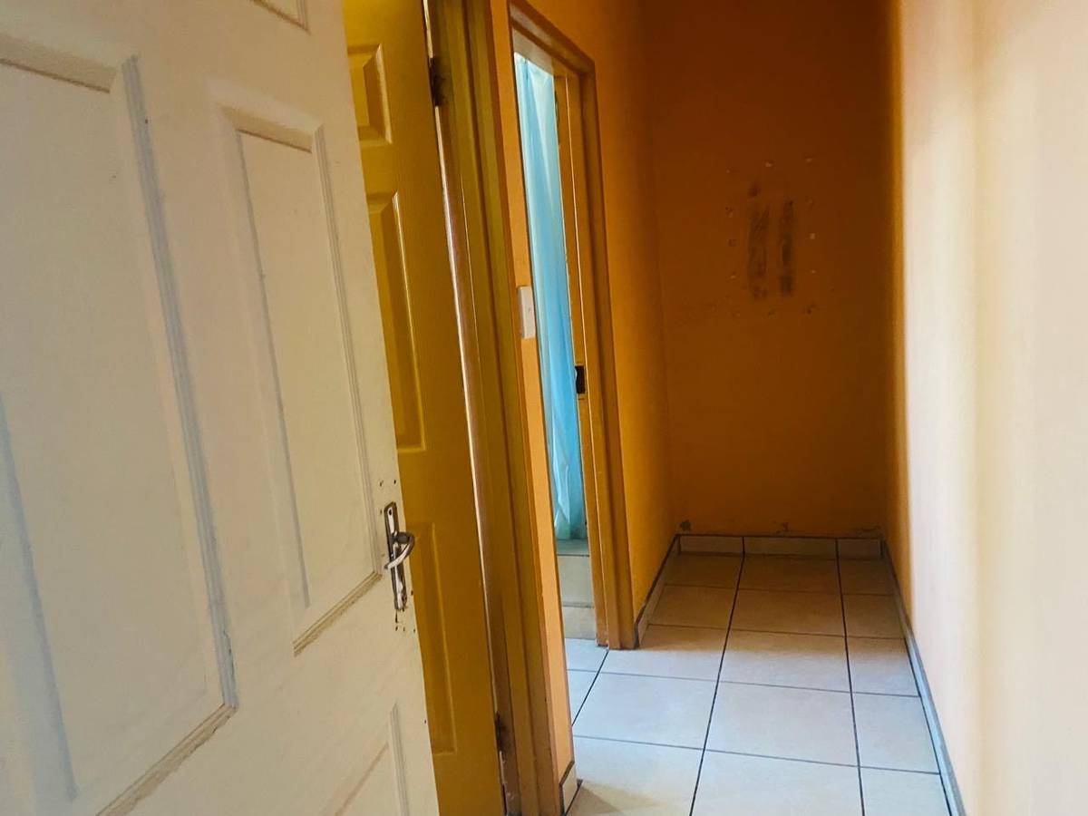 74a Percy Fitzpatrick Drive — photo 8