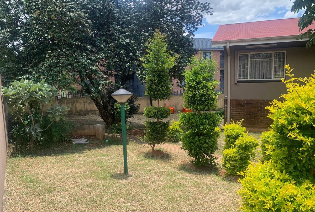 9 Sarel Cilliers Street — photo 4